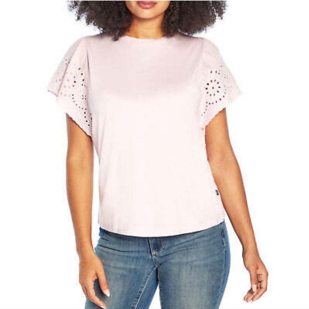 New Gap eyelet flutter top size medium
